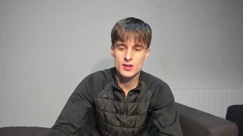 Snapshot of skinnyguywithbigd chatting on September 22, 5:15 pm skinnyguywithbigd online show from September 22, 5:15 pm