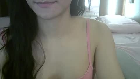 Snapshot of skinnykittencam chatting on April 21, 9:28 pm skinnykittencam online show from April 21, 9:28 pm