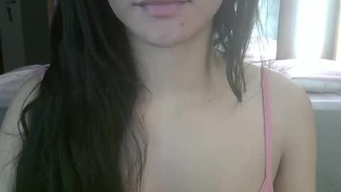 Snapshot of skinnykittencam chatting on April 23, 3:08 am skinnykittencam online show from April 23, 3:08 am