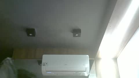 Snapshot of skinnykittencam chatting on May 13, 6:49 pm skinnykittencam online show from May 13, 6:49 pm