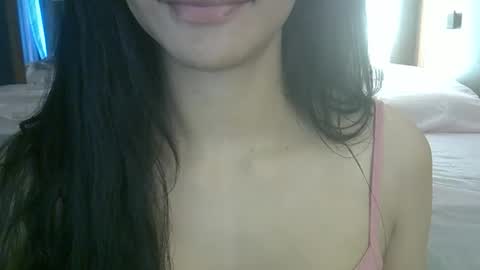 Snapshot of skinnykittencam chatting on May 15, 2:24 pm skinnykittencam online show from May 15, 2:24 pm