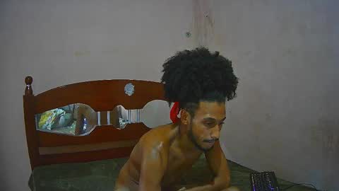 Skinny Latin Man online show from December 3, 11:01 am