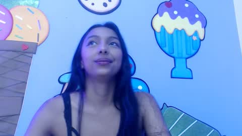 Snapshot of skinnysexzara18 chatting on February 3, 2:53 am zarfa online show from February 3, 2:53 am