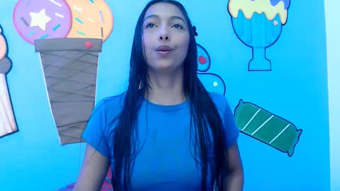 Snapshot of skinnysexzara18 chatting on February 13, 1:12 am zarfa online show from February 13, 1:12 am