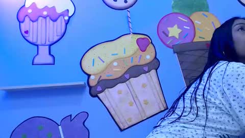 Snapshot of skinnysexzara18 chatting on February 25, 2:10 am zarfa online show from February 25, 2:10 am