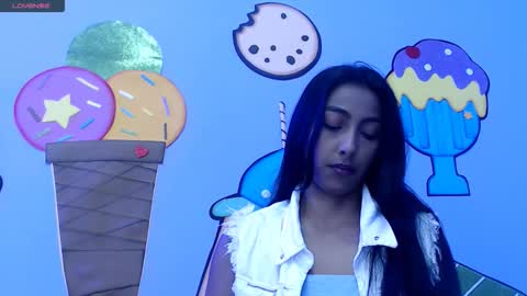 Snapshot of skinnysexzara18 chatting on March 1, 2:13 am zarfa online show from March 1, 2:13 am