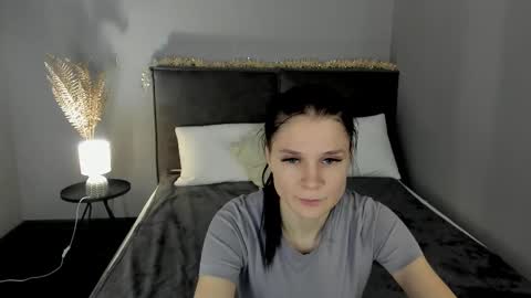 Joys online show from February 3, 1:59 am