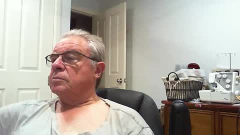 Skipper1970 online show from February 25, 8:35 am