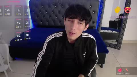 Snapshot of skorpyonmusclee chatting on December 24, 4:11 am Skorpyon Musclee online show from December 24, 4:11 am