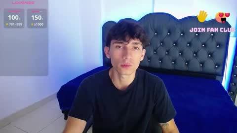 Snapshot of skorpyonmusclee chatting on January 8, 3:29 am Skorpyon Musclee online show from January 8, 3:29 am