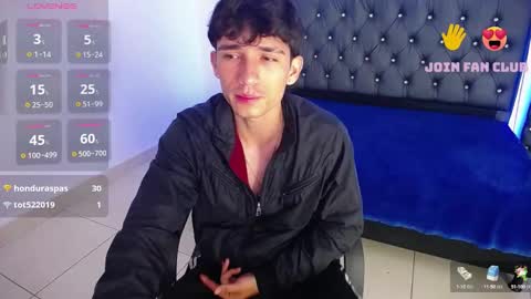 Snapshot of skorpyonmusclee chatting on January 8, 8:49 am Skorpyon Musclee online show from January 8, 8:49 am