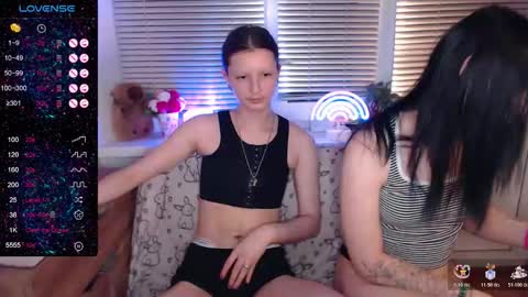 Iska Im genderfluid theyheshenot use ht have reasons and Mia my t-gf sheher online show from October 24, 3:52 pm