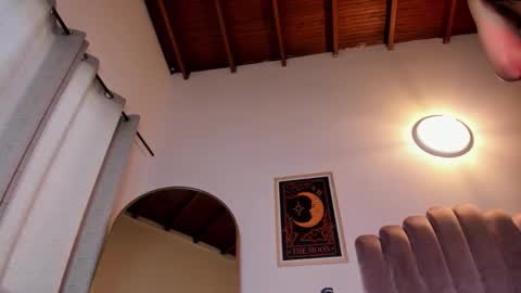 Sky Caroline online show from February 3, 9:20 pm