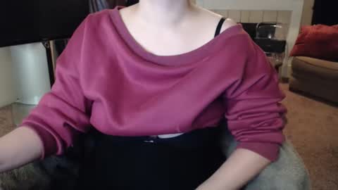 SKYLE   online show from March 17, 6:55 pm