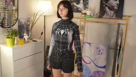 Snapshot of skyemcguire chatting on September 13, 6:46 am Melissa online show from September 13, 6:46 am