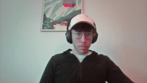 skyisthelimit1995 online show from December 3, 1:20 pm