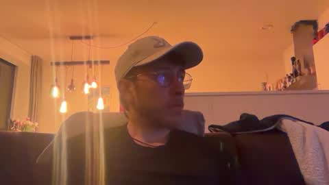 Snapshot of skyisthelimit1995 chatting on March 25, 8:48 pm skyisthelimit1995 online show from March 25, 8:48 pm