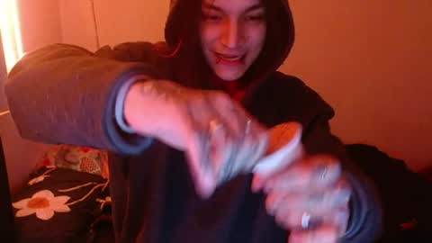 reep online show from April 3, 5:27 am