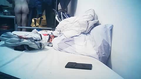 Snapshot of skylab78 chatting on December 14, 7:29 am MadOteC online show from December 14, 7:29 am