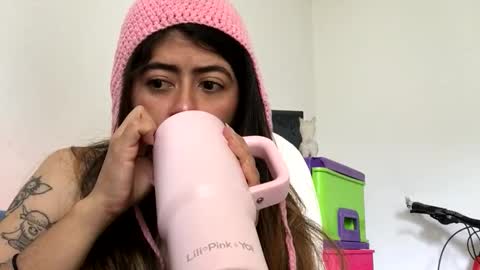 Skyler online show from February 23, 6:49 pm