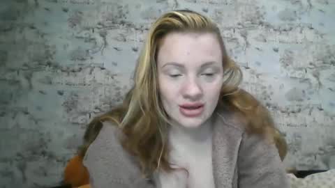 Skyler online show from October 24, 1:40 pm