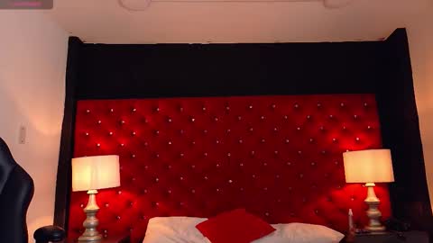 Snapshot of skylerbigxxx chatting on September 21, 3:30 am SKYLERBIGXXX online show from September 21, 3:30 am