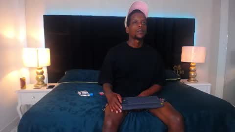 Snapshot of skylerbigxxx chatting on June 28, 3:56 am SKYLERBIGXXX online show from June 28, 3:56 am