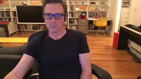 Skyline3371 online show from October 10, 3:38 am