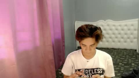 skyler online show from April 6, 4:46 am