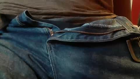 Snapshot of skypylot chatting on January 15, 9:09 pm ResqPylot2 online show from January 15, 9:09 pm