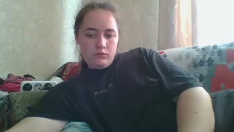 skyressie333 online show from July 14, 5:23 am