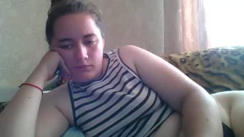 skyressie333 online show from July 27, 5:03 am