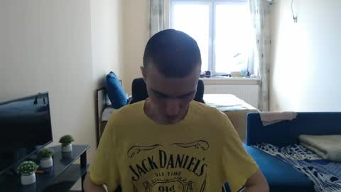 Snapshot of slavaxxx777 chatting on May 7, 11:04 am Slava GAY. PVT OPEN. online show from May 7, 11:04 am