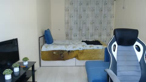 Snapshot of slavaxxx777 chatting on May 27, 7:55 pm Slava GAY. PVT OPEN. online show from May 27, 7:55 pm