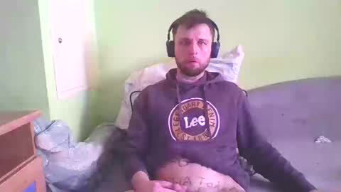 Snapshot of slaveboy32bi chatting on March 11, 10:21 am slave boy perwers bdsmFEMDOM online show from March 11, 10:21 am