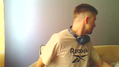 Snapshot of slaveboy32bi chatting on April 4, 11:40 am slave boy perwers bdsmFEMDOM online show from April 4, 11:40 am