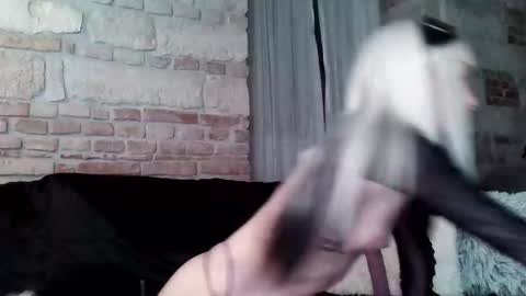 Snapshot of sleeperly chatting on February 6, 1:32 am sleeperly online show from February 6, 1:32 am