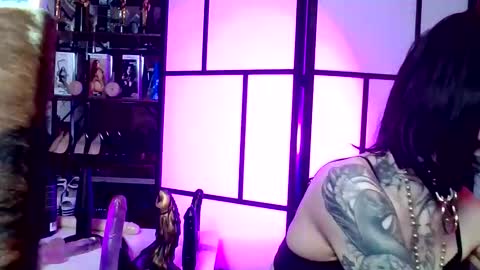 Snapshot of sleeperly chatting on February 27, 9:26 pm sleeperly online show from February 27, 9:26 pm