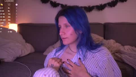 Snapshot of sleepingsonya chatting on October 9, 9:02 pm Sonya online show from October 9, 9:02 pm