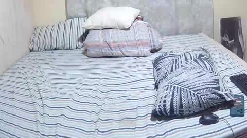 slender_sweetbabe online show from April 14, 1:17 pm