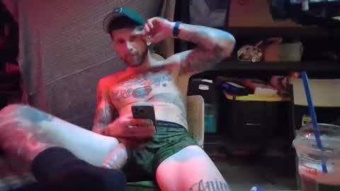 slick9thic07 online show from October 24, 8:44 am