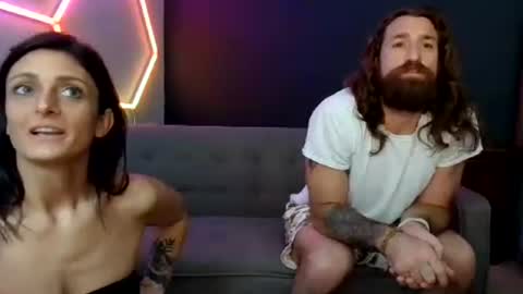 slicksweeniehut online show from August 2, 7:29 am