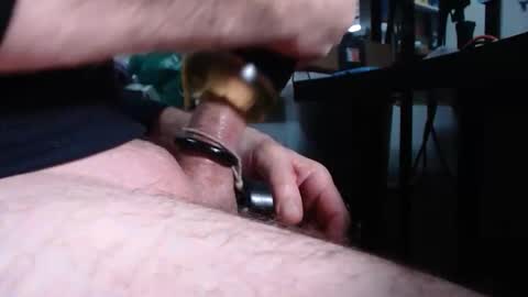 Snapshot of sliderguy699 chatting on February 22, 1:02 pm sliderguy699 online show from February 22, 1:02 pm