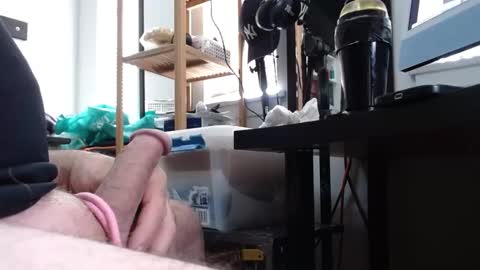 Snapshot of sliderguy699 chatting on March 2, 8:40 pm sliderguy699 online show from March 2, 8:40 pm