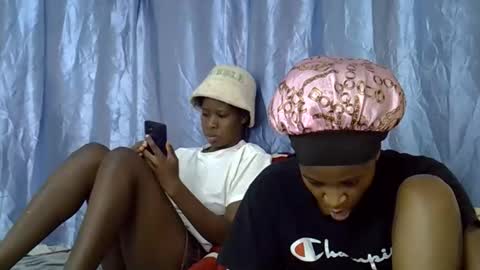 Alicia online show from November 3, 5:58 pm