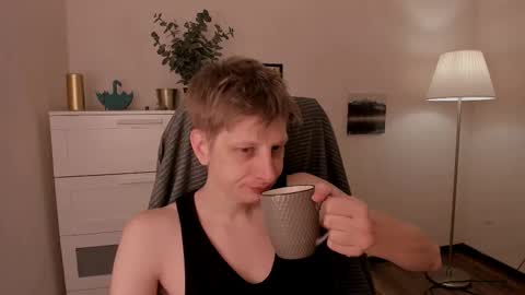 Andy online show from March 2, 7:21 am