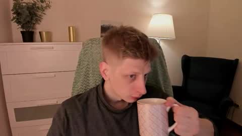 Andy online show from January 31, 8:40 pm