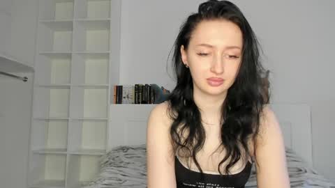 Eva online show from May 17, 9:06 am