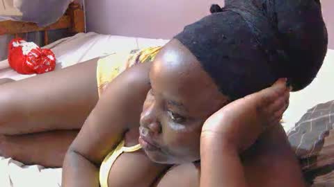Snapshot of slim_joy chatting on May 2, 7:24 am slim_joy online show from May 2, 7:24 am