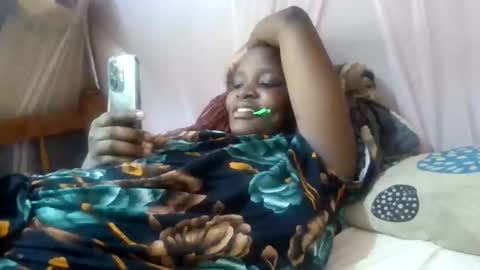 Snapshot of slim_joy chatting on May 13, 8:44 am slim_joy online show from May 13, 8:44 am